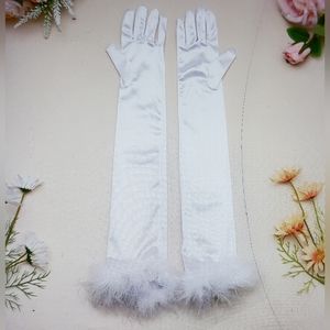 🔥NWT! Long White Feathered Gloves